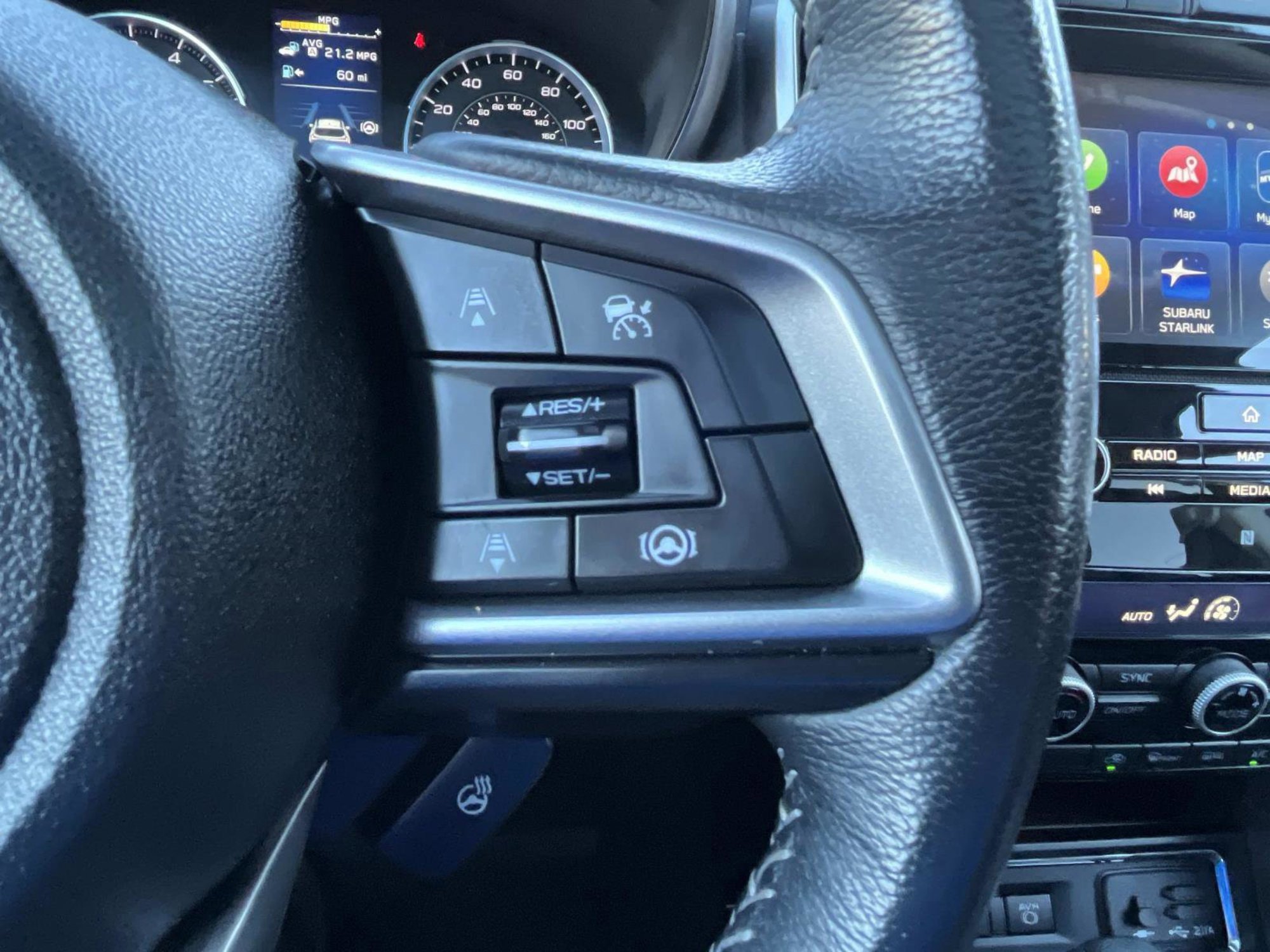 Used 2022 Subaru Ascent Limited w/ Technology Package image 35