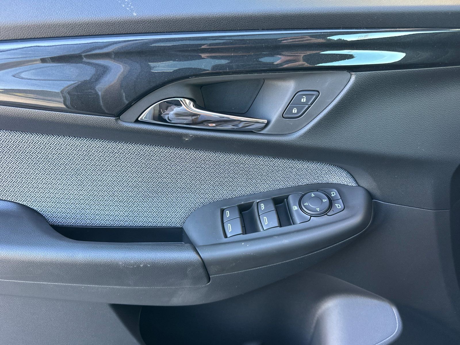 New 2026 Chevrolet TrailBlazer LT w/ LT Cold Weather Package FWD image 11