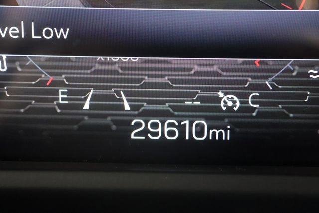 Used 2024 GMC Acadia Elevation w/ Luxury Package image 13