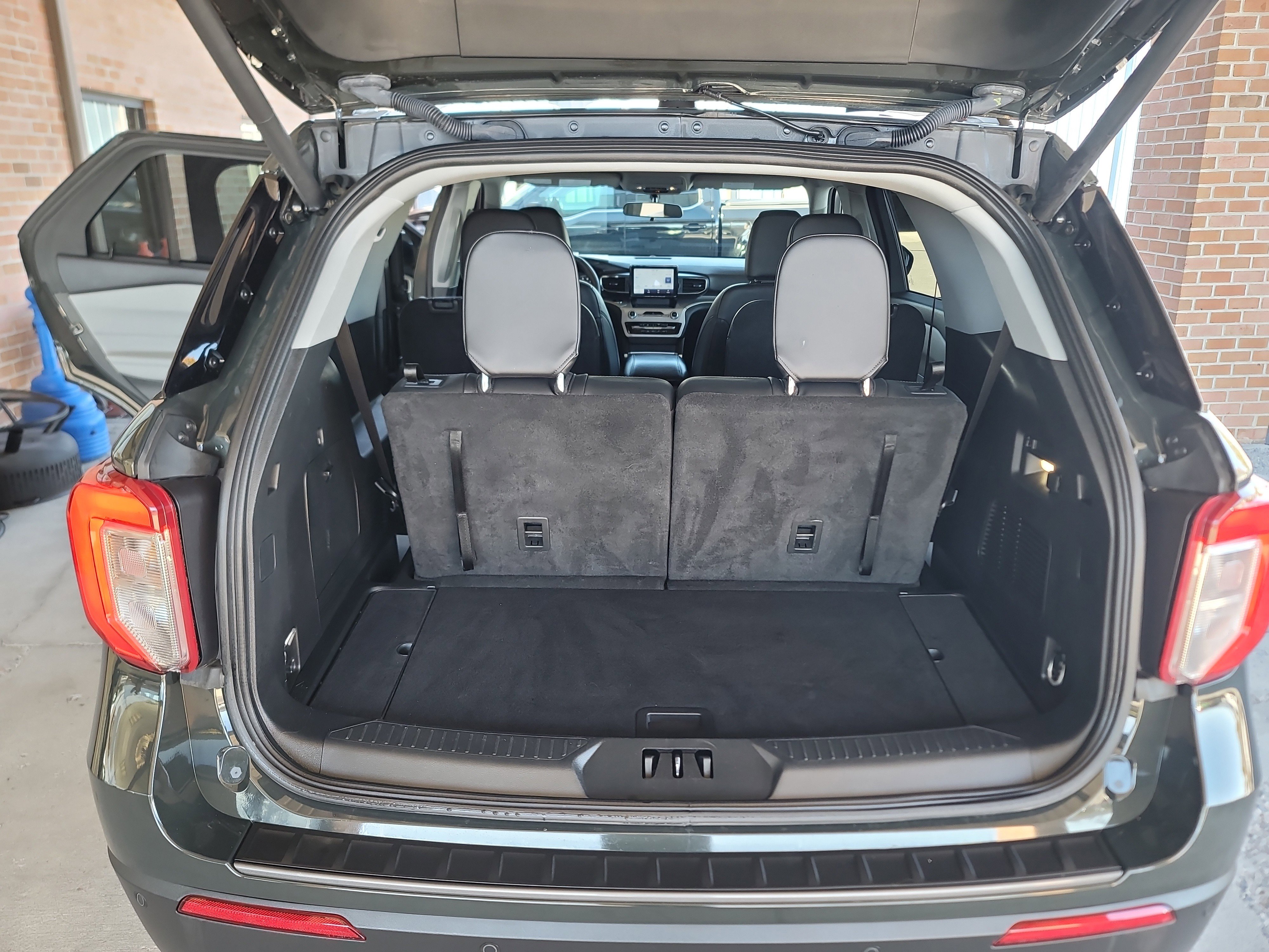 Used 2023 Ford Explorer XLT w/ Equipment Group 202A image 20