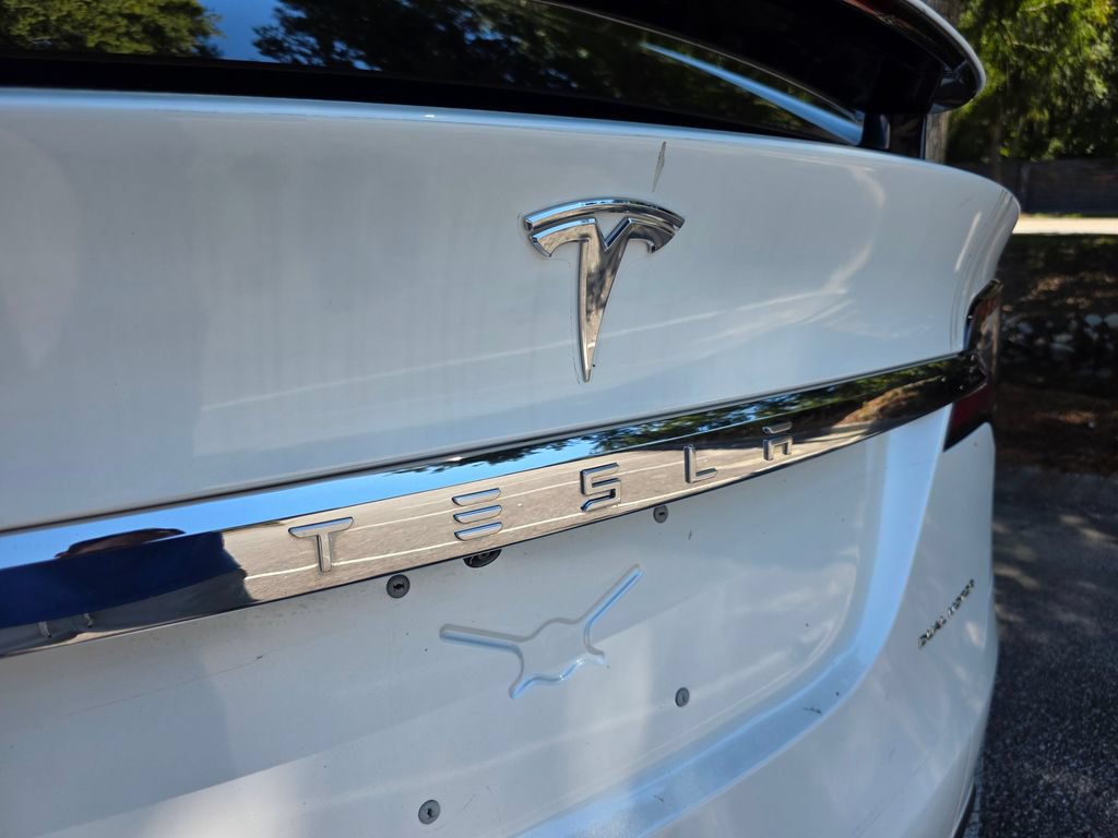 Used 2020 Tesla Model X Long Range AWD/4WD image 34