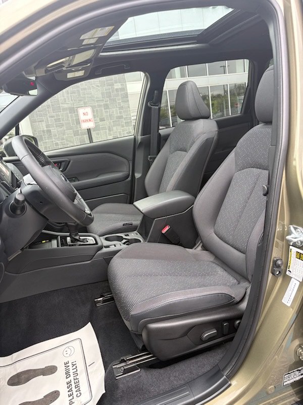 Used 2025 Subaru Forester Premium AWD/4WD image 13