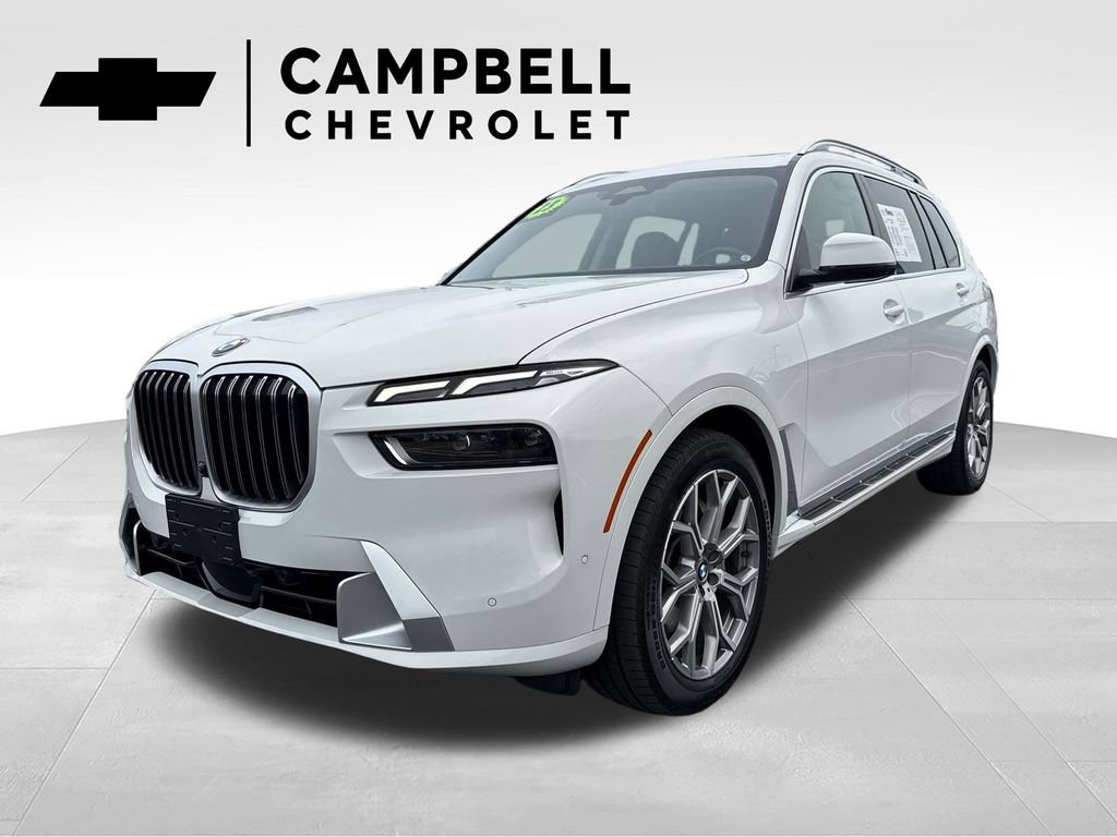 Used 2023 BMW X7 xDrive40i w/ Premium Package AWD/4WD image 1