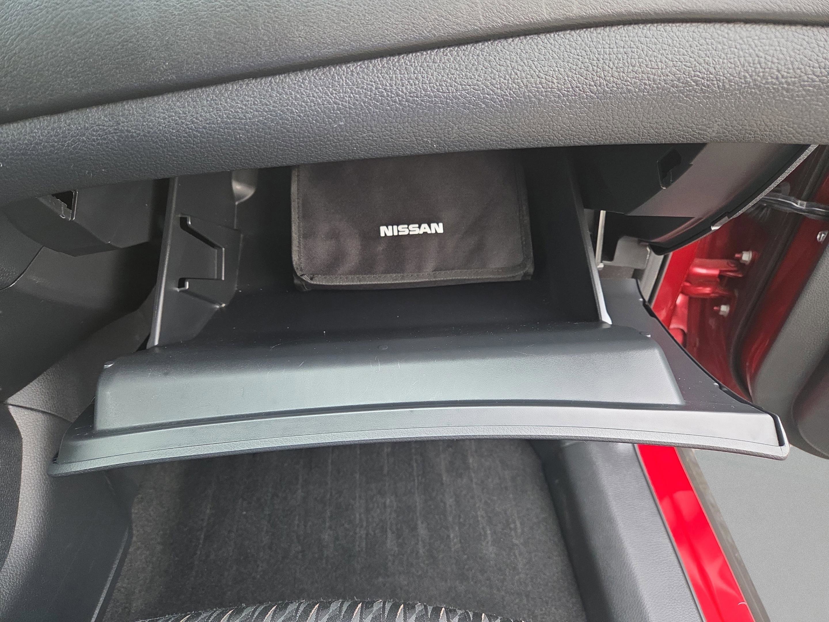 Used 2020 Nissan Rogue SV w/ Premium Package image 40