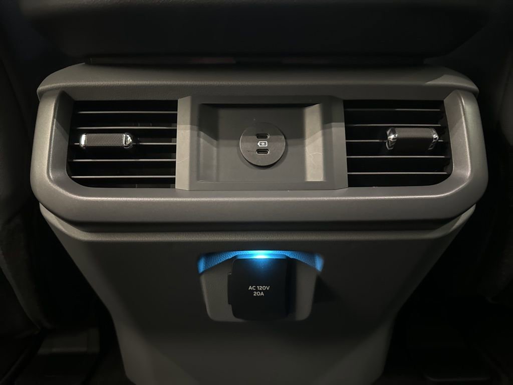 New 2025 Ford F150 Lightning Flash image 28