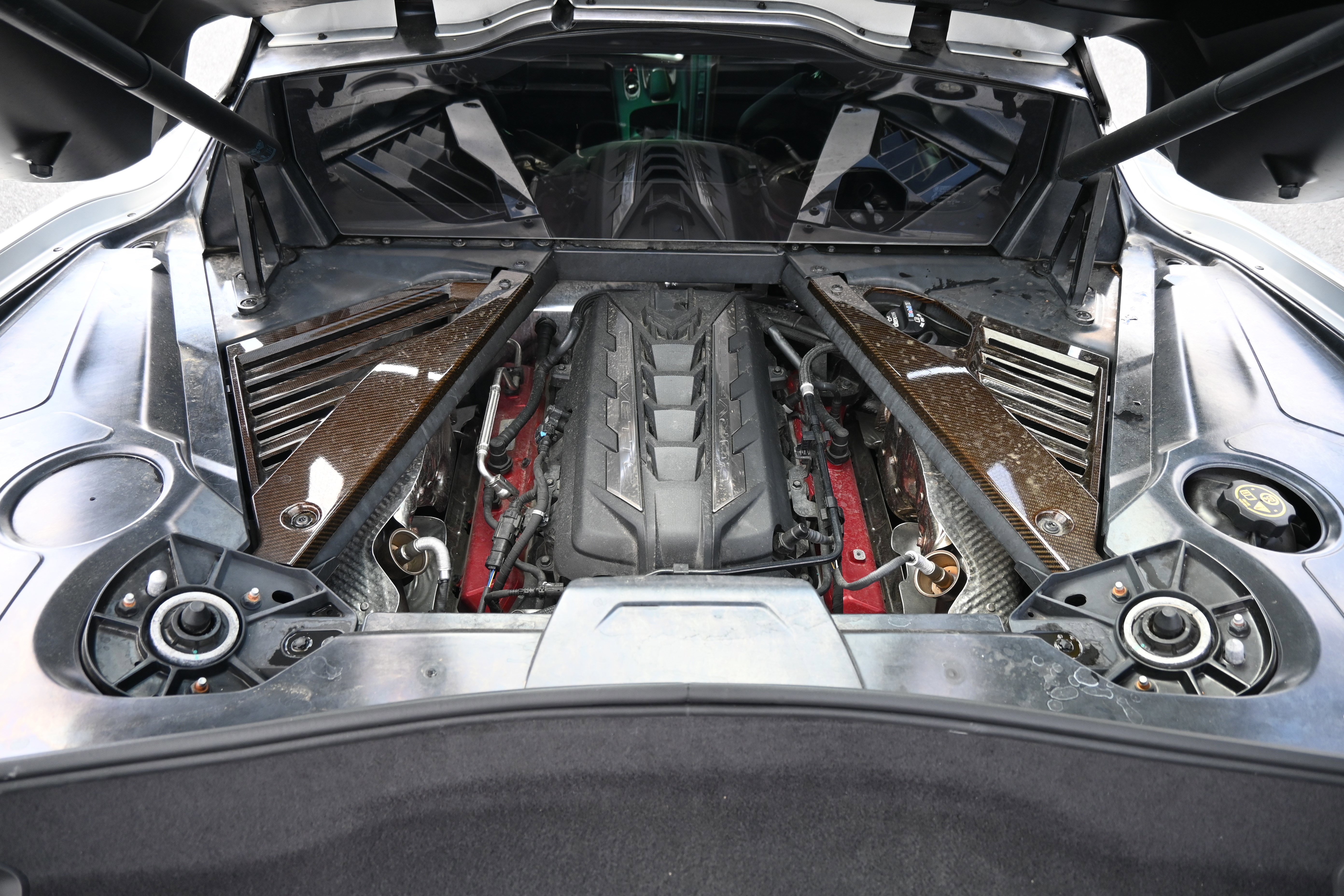 Used 2021 Chevrolet Corvette Stingray Premium Cpe w/ Z51 Performance Package image 22