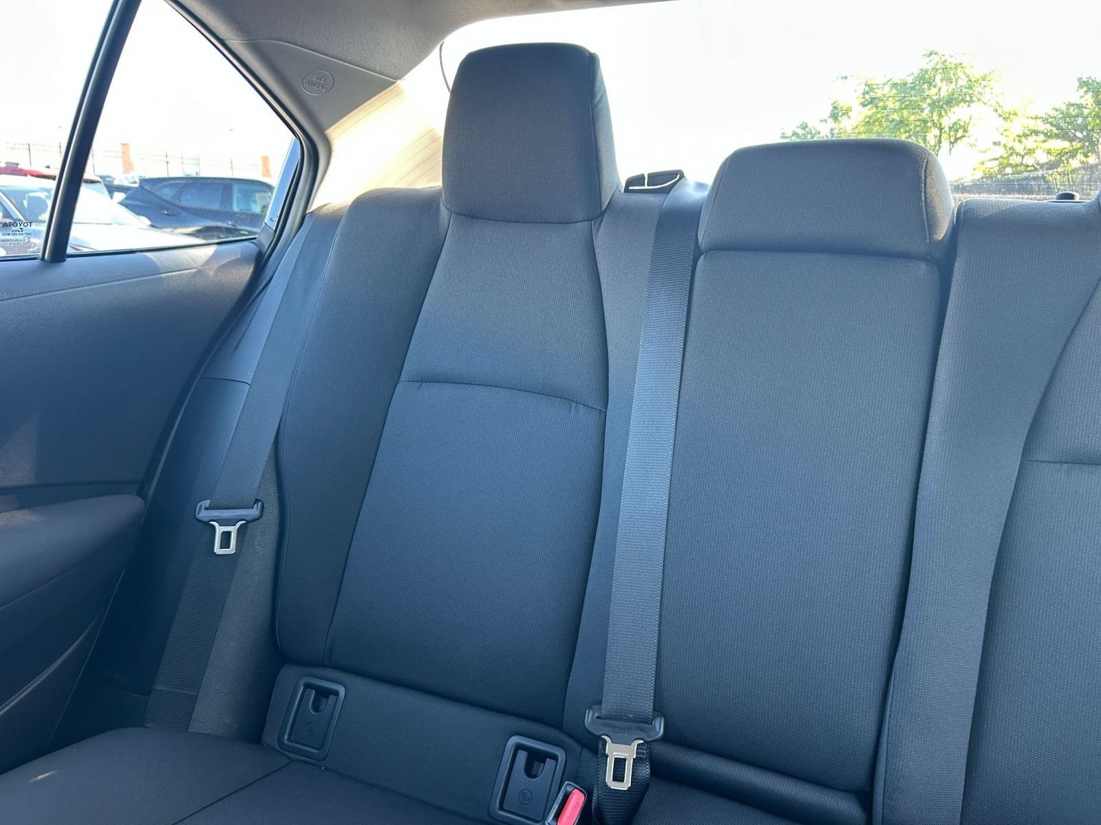 Used 2025 Toyota Corolla LE FWD image 34