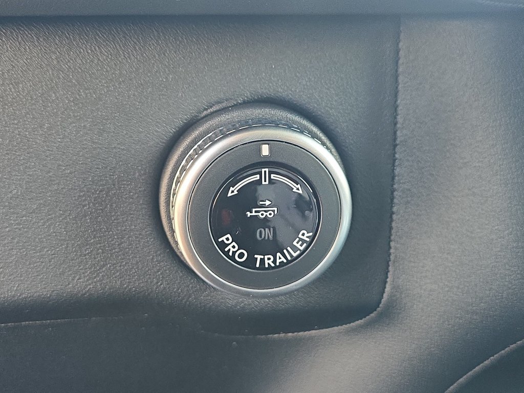 New 2026 Lincoln Navigator Premiere AWD/4WD image 24