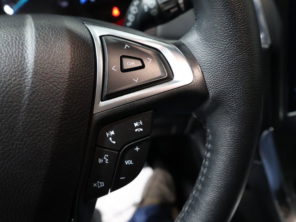 Used 2024 Ford Edge Titanium w/ Equipment Group 301A image 34