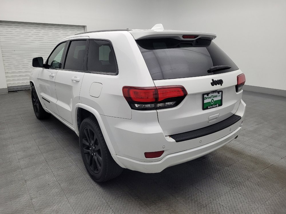 Used 2019 Jeep Grand Cherokee Altitude RWD image 5