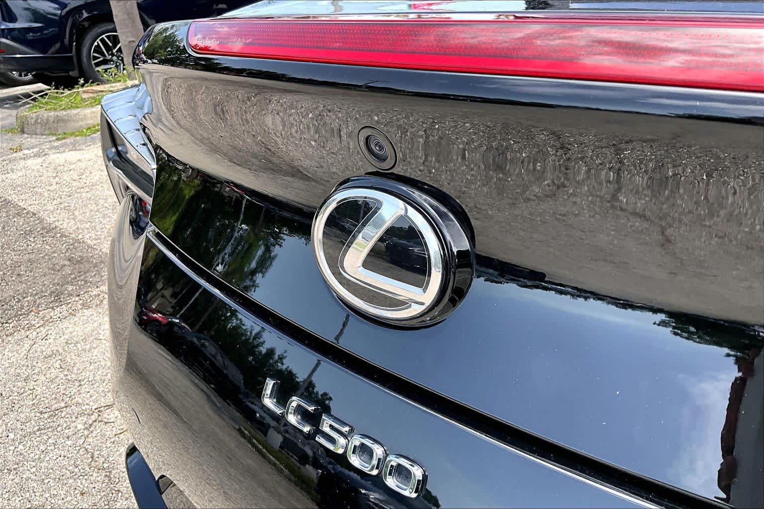 Used 2021 Lexus LC 500 Convertible w/ Touring Package RWD image 31