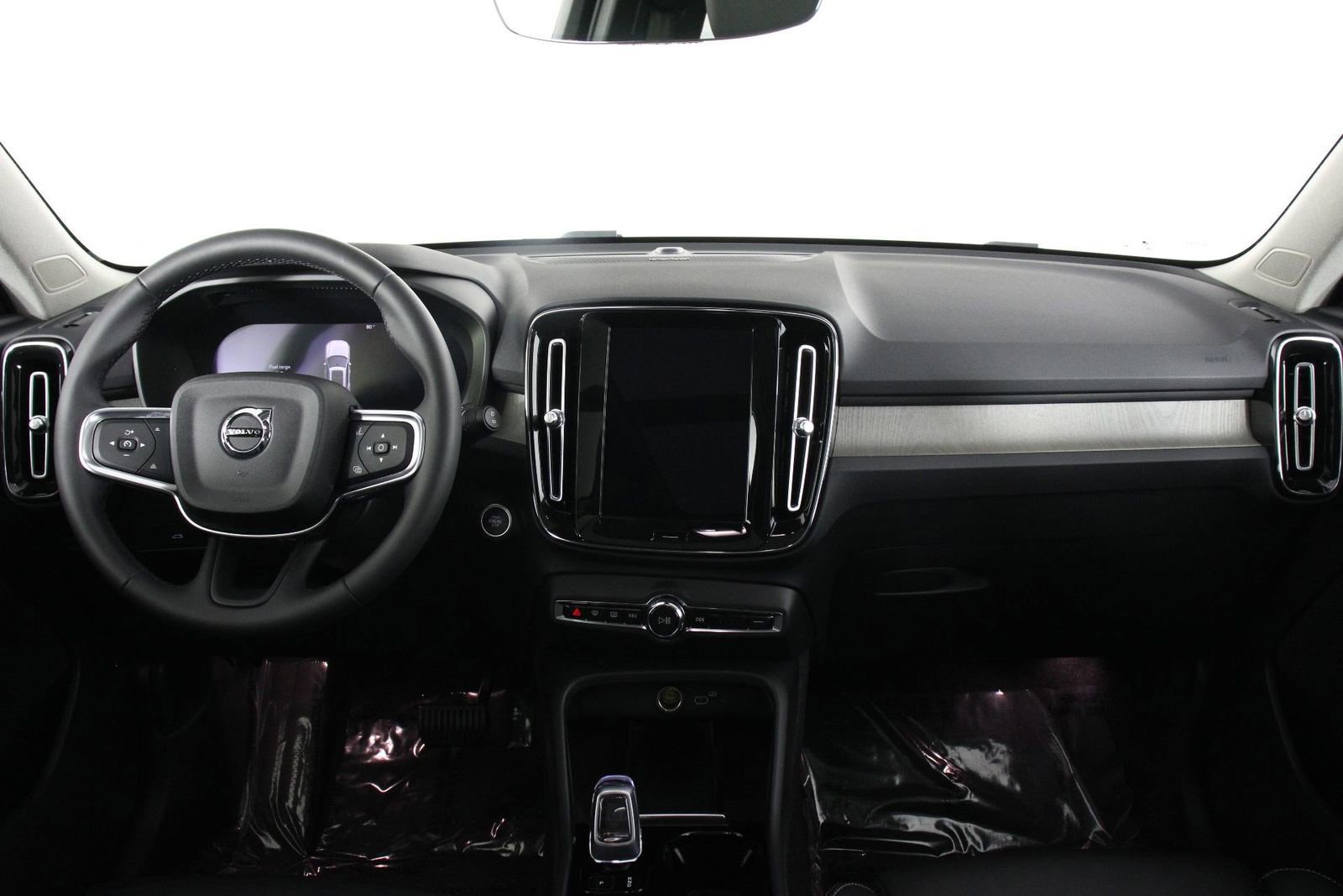 Used 2023 Volvo XC40 B5 Ultimate w/ Climate Package AWD/4WD image 7