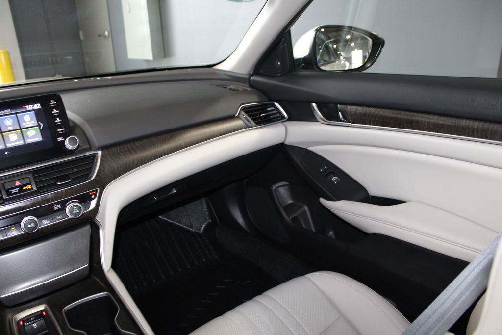 Used 2022 Honda Accord EX-L image 27