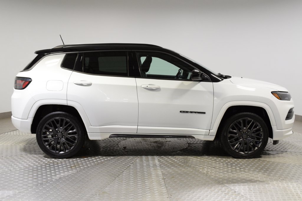 Used 2022 Jeep Compass High Altitude AWD/4WD image 2