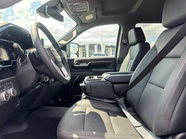 New 2026 GMC Sierra 2500 SLT AWD/4WD image 13