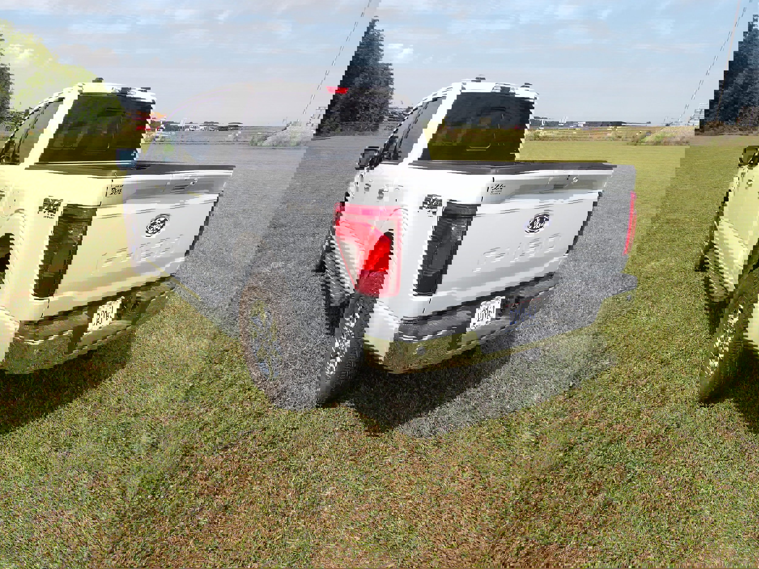 Used 2025 Ford F150 XLT w/ Equipment Group 302A MID image 9