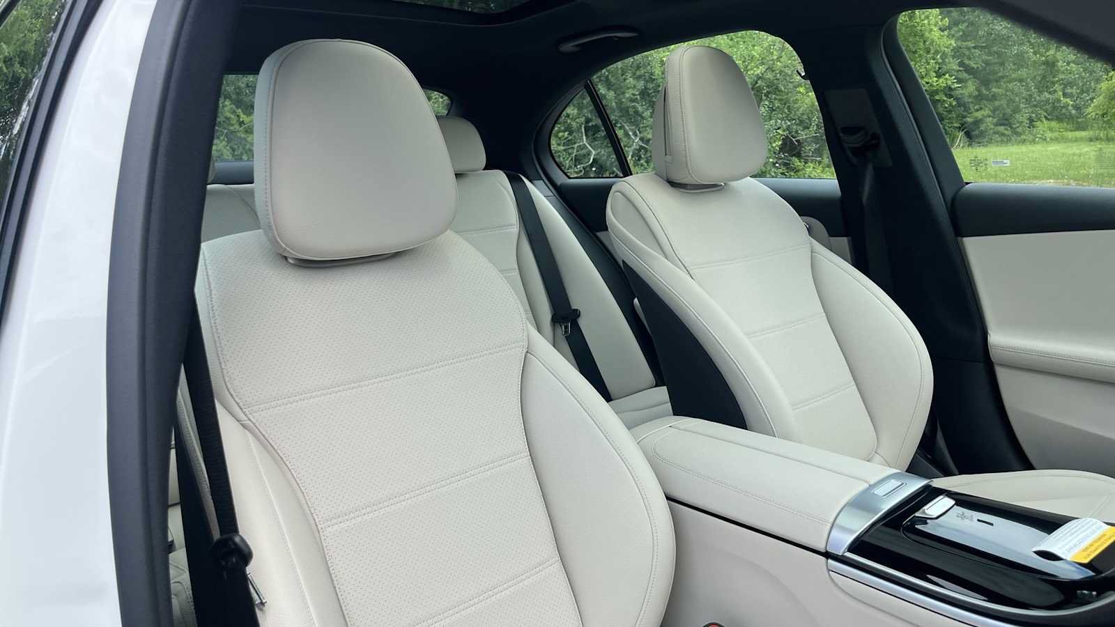 Used 2026 Mercedes-Benz C 300 4MATIC Sedan image 37