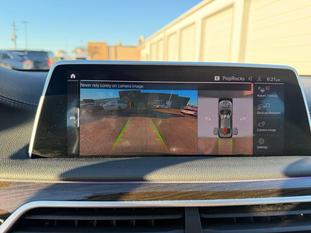 Used 2022 BMW 740i w/ Premium Package image 23