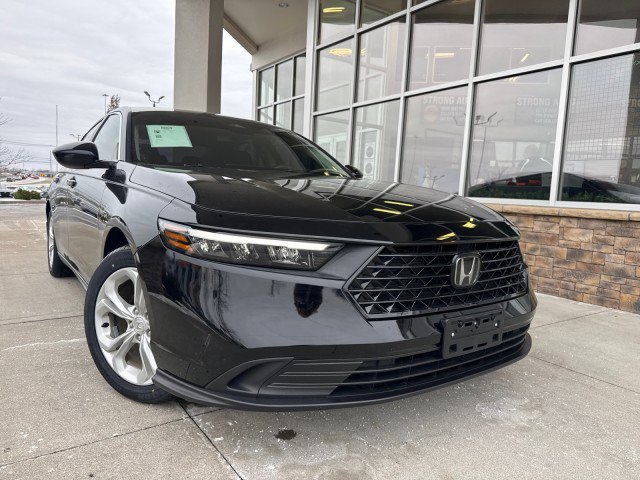 Used 2023 Honda Accord LX image 1