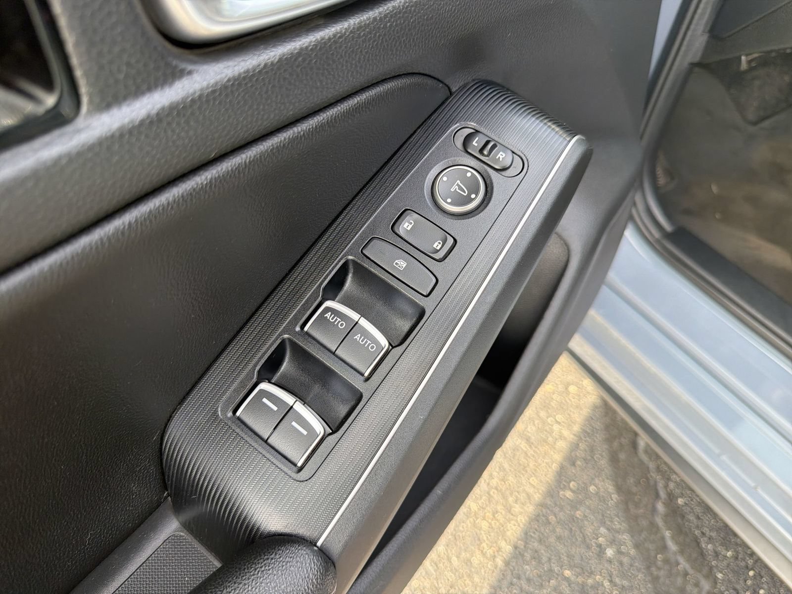 Used 2023 Honda Civic Sport Touring image 14