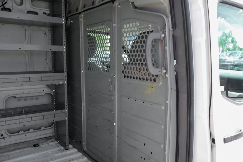 Used 2019 Nissan NV 2500 S image 12