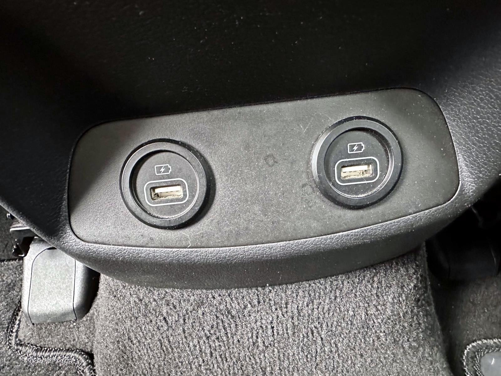 Used 2023 Hyundai Santa Fe SE AWD/4WD image 13