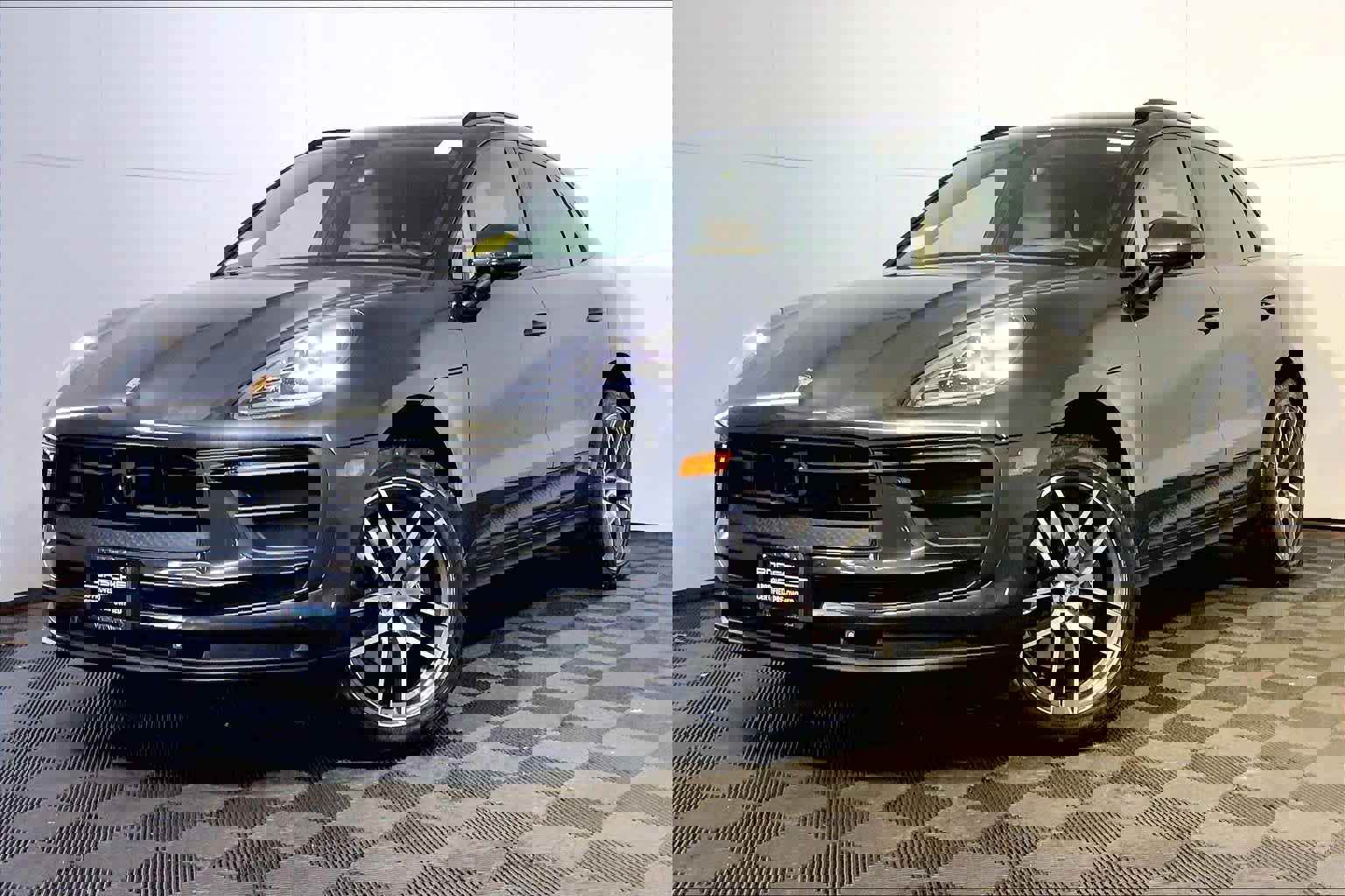 Used 2025 Porsche Macan