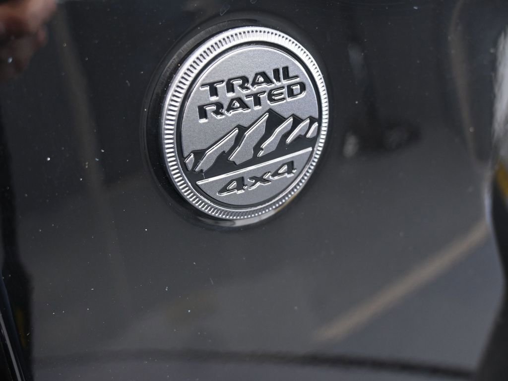 Used 2024 Jeep Gladiator Sport w/ Premium Package image 47