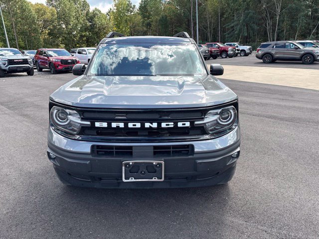 Used 2024 Ford Bronco Sport Outer Banks w/ Tech Package AWD/4WD image 2
