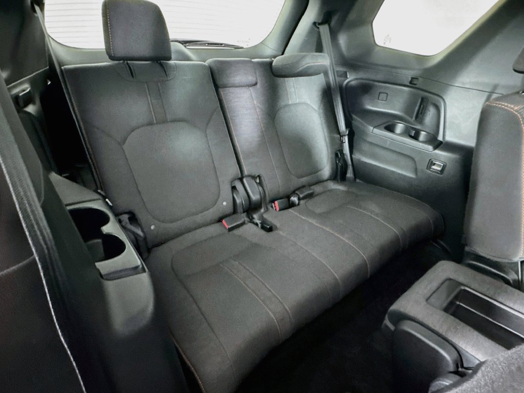Used 2023 Honda Pilot Sport image 33