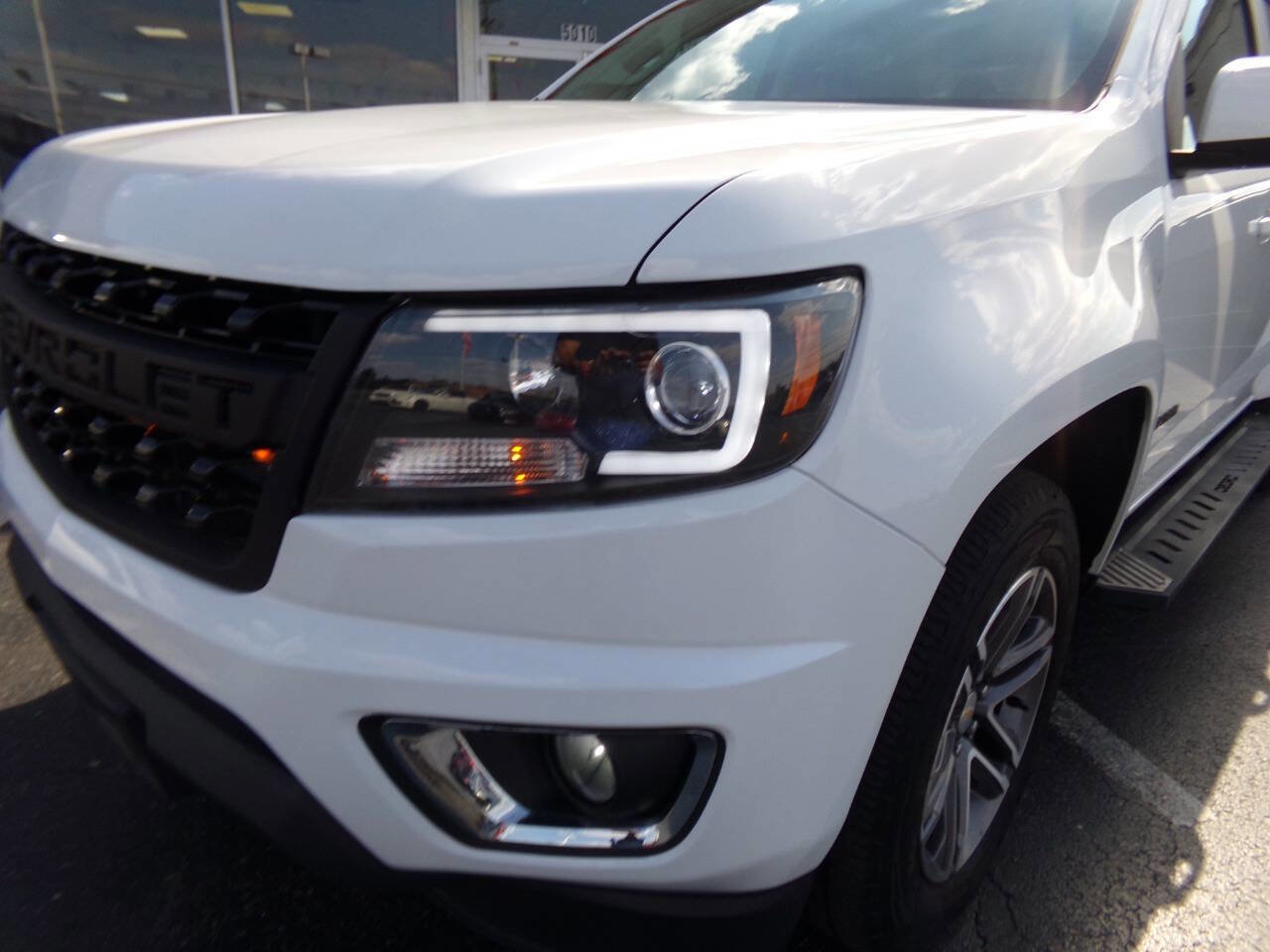 Used 2020 Chevrolet Colorado W/T w/ Custom Special Edition image 59