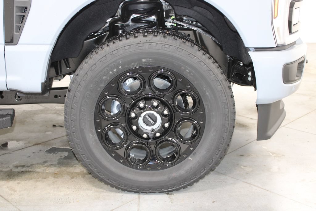 New 2026 Ford F250 Lariat w/ Black Appearance Package AWD/4WD image 15
