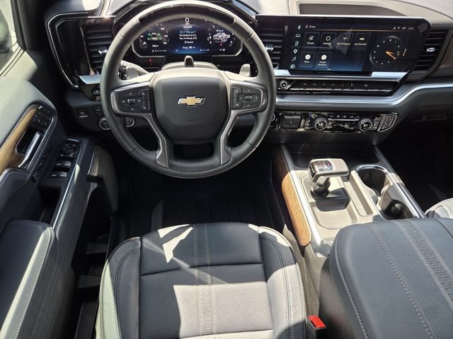 Certified 2026 Chevrolet Silverado 1500 High Country AWD/4WD image 13