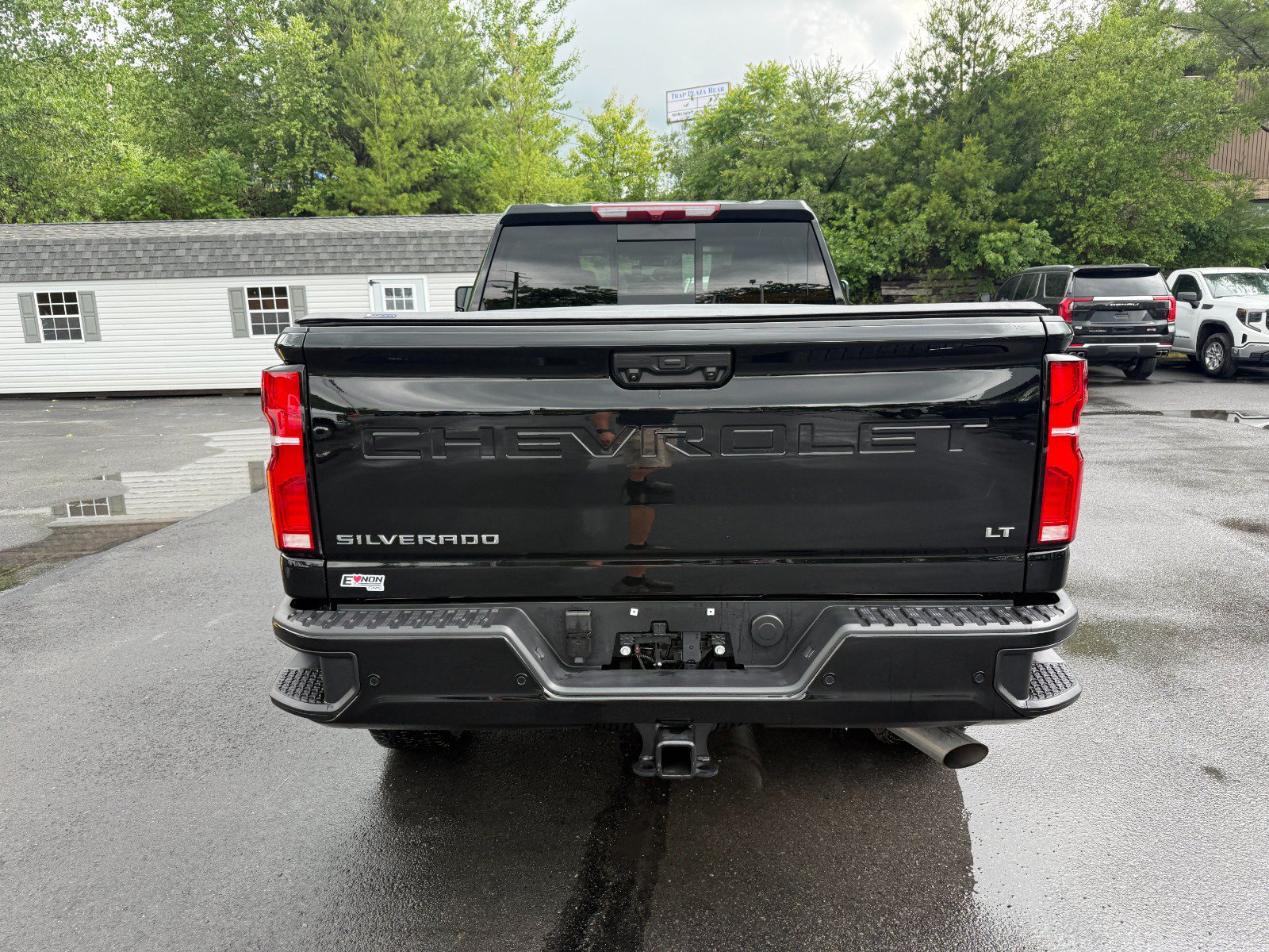 Used 2026 Chevrolet Silverado 2500 LT w/ Z71 Chrome Sport Edition AWD/4WD image 4
