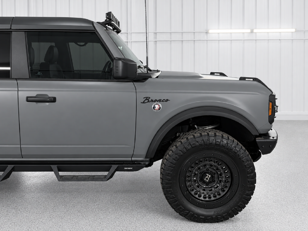 Used 2023 Ford Bronco Black Diamond AWD/4WD image 4