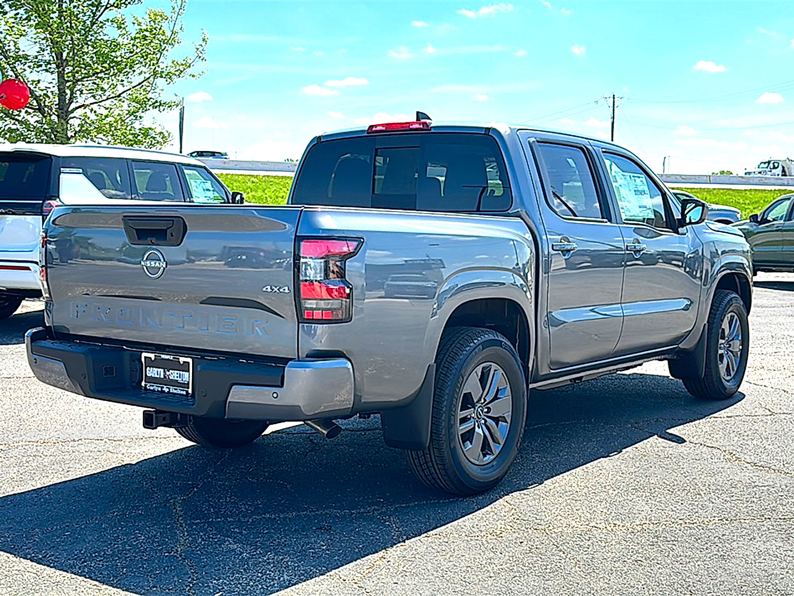 New 2026 Nissan Frontier SV w/ SV Convenience Package image 8