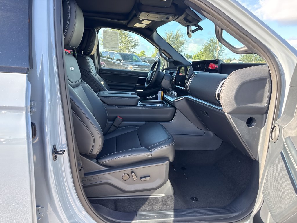 New 2027 Ford Expedition Max Platinum w/ Stealth Performance Package AWD/4WD image 21