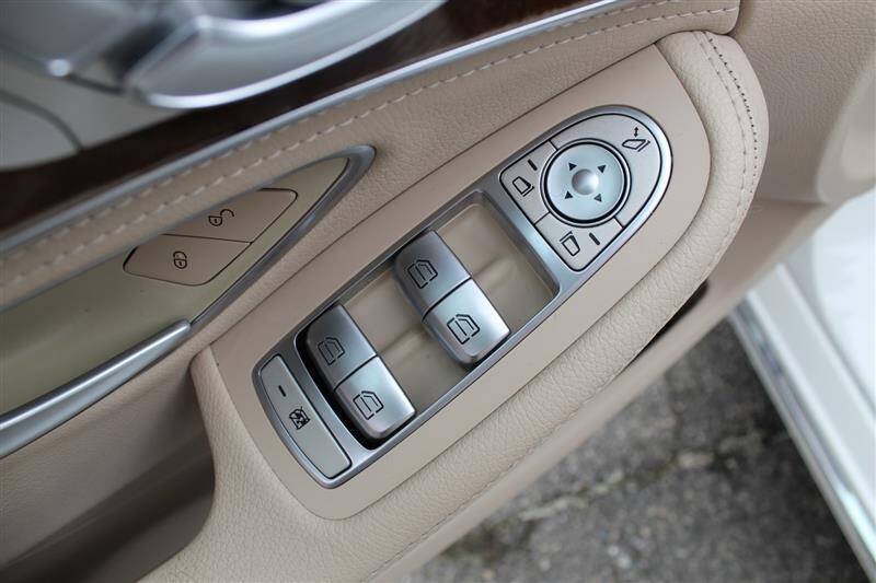 Used 2015 Mercedes-Benz C 300 4MATIC Sedan image 12