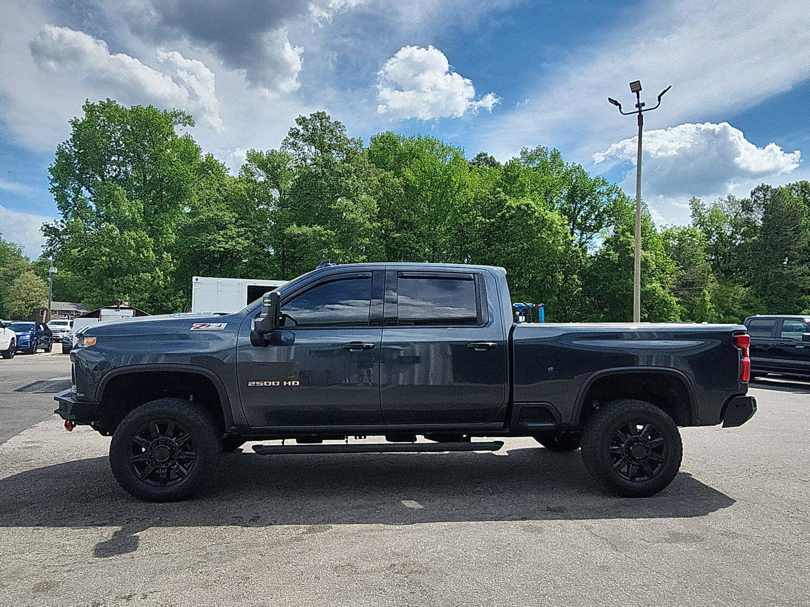 Used 2020 Chevrolet Silverado 2500 LTZ w/ LTZ Premium Package AWD/4WD image 2