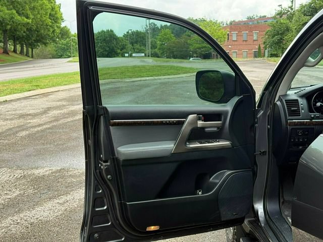 Used 2008 Toyota Land Cruiser AWD/4WD image 15