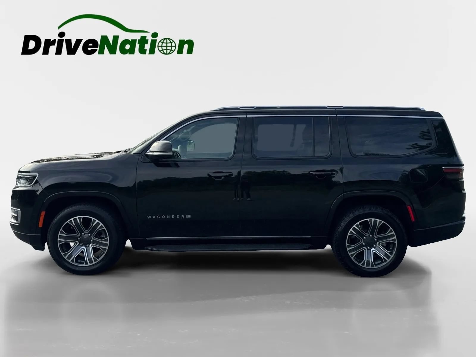 Used 2024 Jeep Wagoneer Series II w/ Flexible Seating Group AWD/4WD image 8