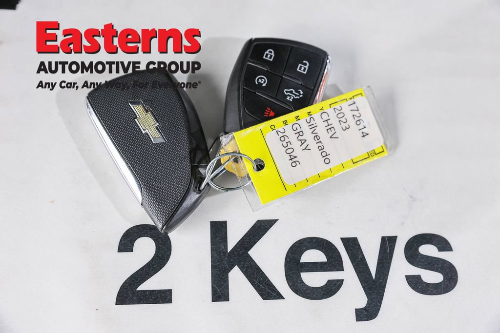 Used 2023 Chevrolet Silverado 1500 LT AWD/4WD image 27