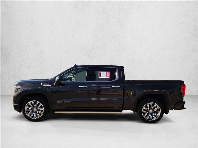 Used 2024 GMC Sierra 1500 Denali AWD/4WD image 9