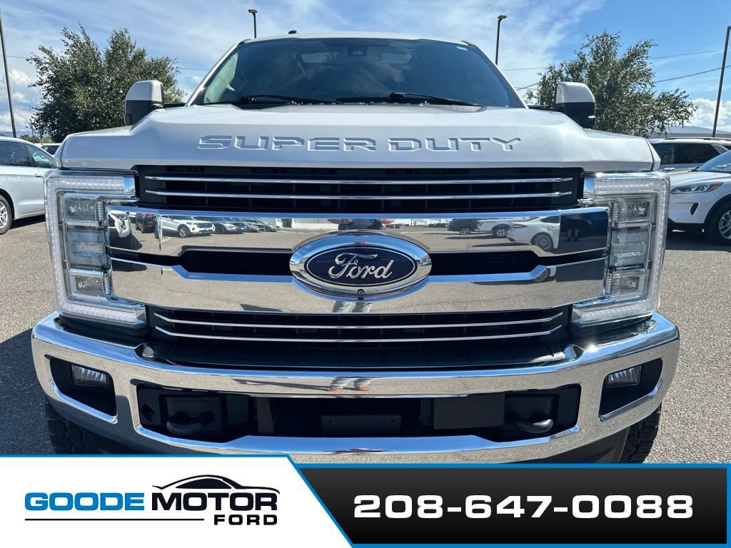 Used 2017 Ford F350 Lariat w/ Lariat Ultimate Package AWD/4WD image 2