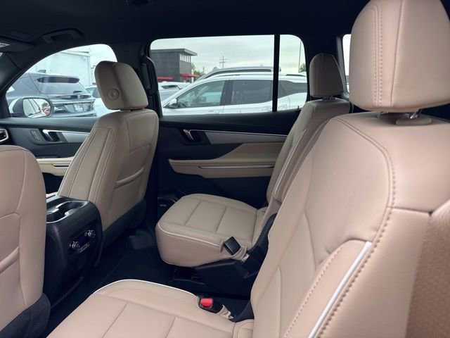 Used 2025 Buick Enclave Preferred w/ Power Package FWD image 10