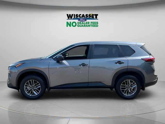 Used 2026 Nissan Rogue S AWD/4WD image 2