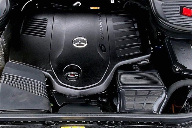 Certified 2024 Mercedes-Benz GLS 450 4MATIC image 26