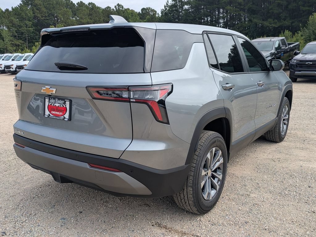 New 2026 Chevrolet Equinox LT FWD image 2