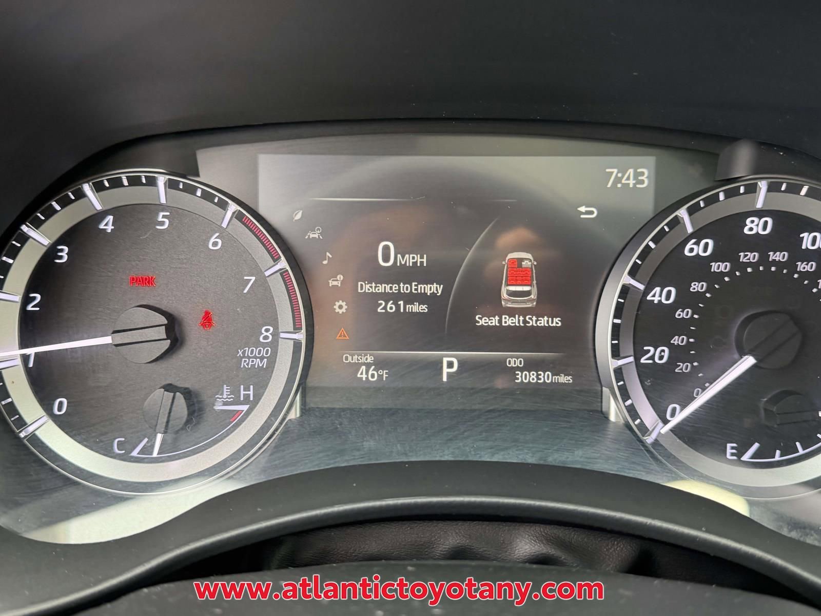 Used 2023 Toyota Highlander XLE image 30