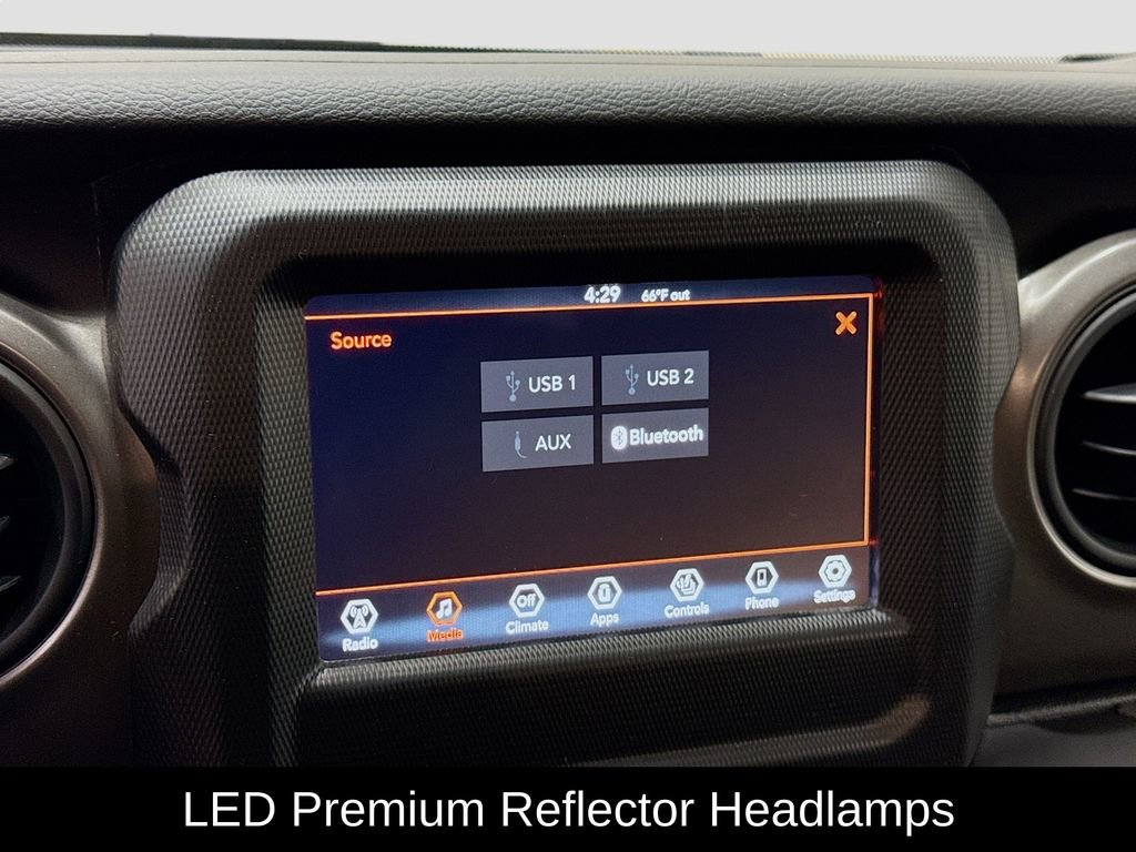 Used 2022 Jeep Gladiator Willys image 34